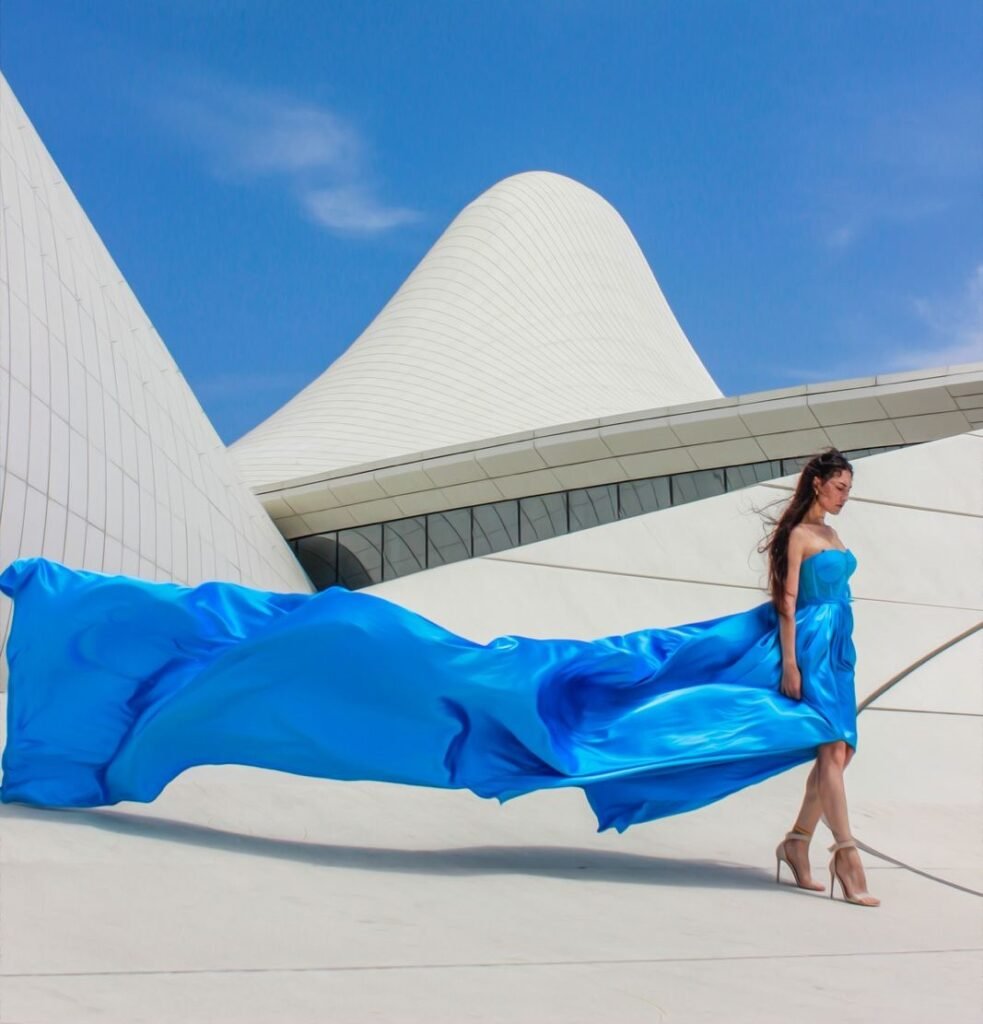 Turistlər üçün maraqlı xidmət; “Flying dress” nədir?