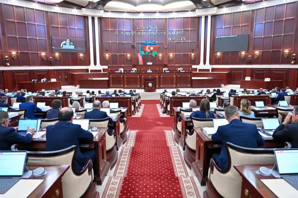 DİQQƏT: Milli Məclisdə “Turizm haqqında” qanuna təklif edilən dəyişiklik təsdiqləndi