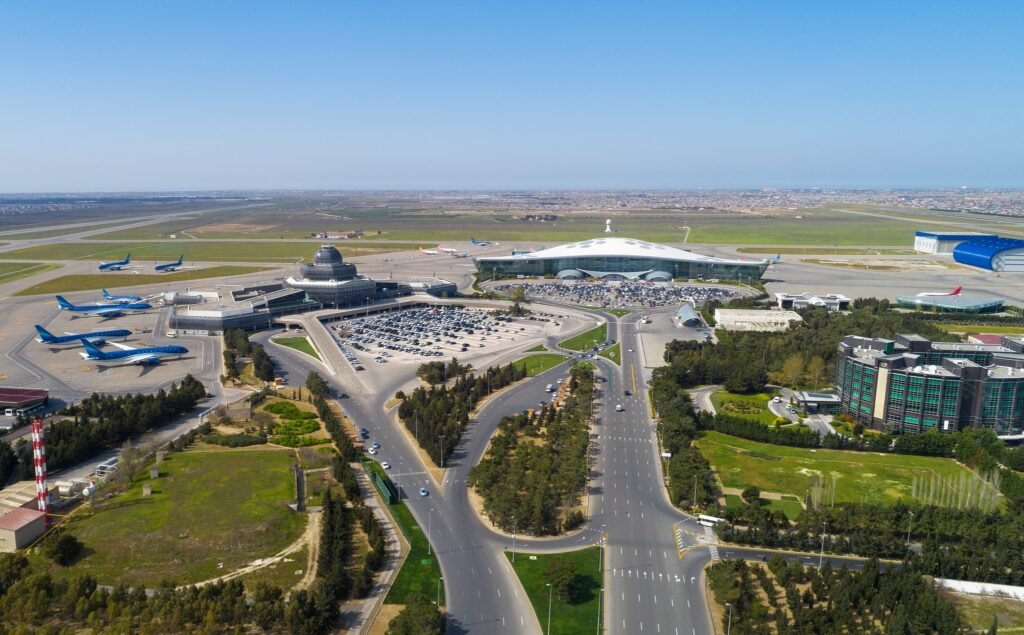 Heydər Əliyev Beynəlxalq Aeroportu bir ayda neçə sərnişinə xidmət göstərir? – STATİSTİKA