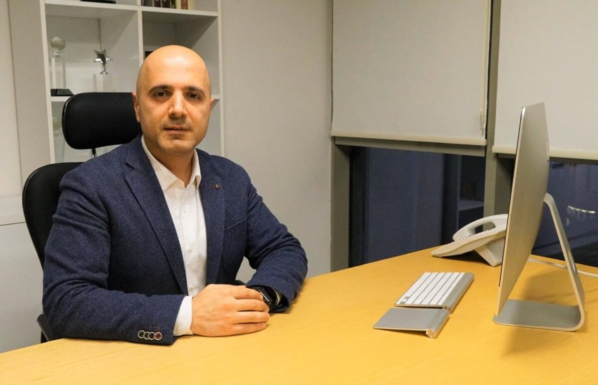GÖYDƏNİZ QƏHRƏMANOV: “Bu status Şuşanın beynəlxalq turizm brendinə çevrilməsinə töhfə verəcək” GÖYDƏNİZ QƏHRƏMANOV: “Bu status Şuşanın beynəlxalq turizm brendinə çevrilməsinə töhfə verəcək”