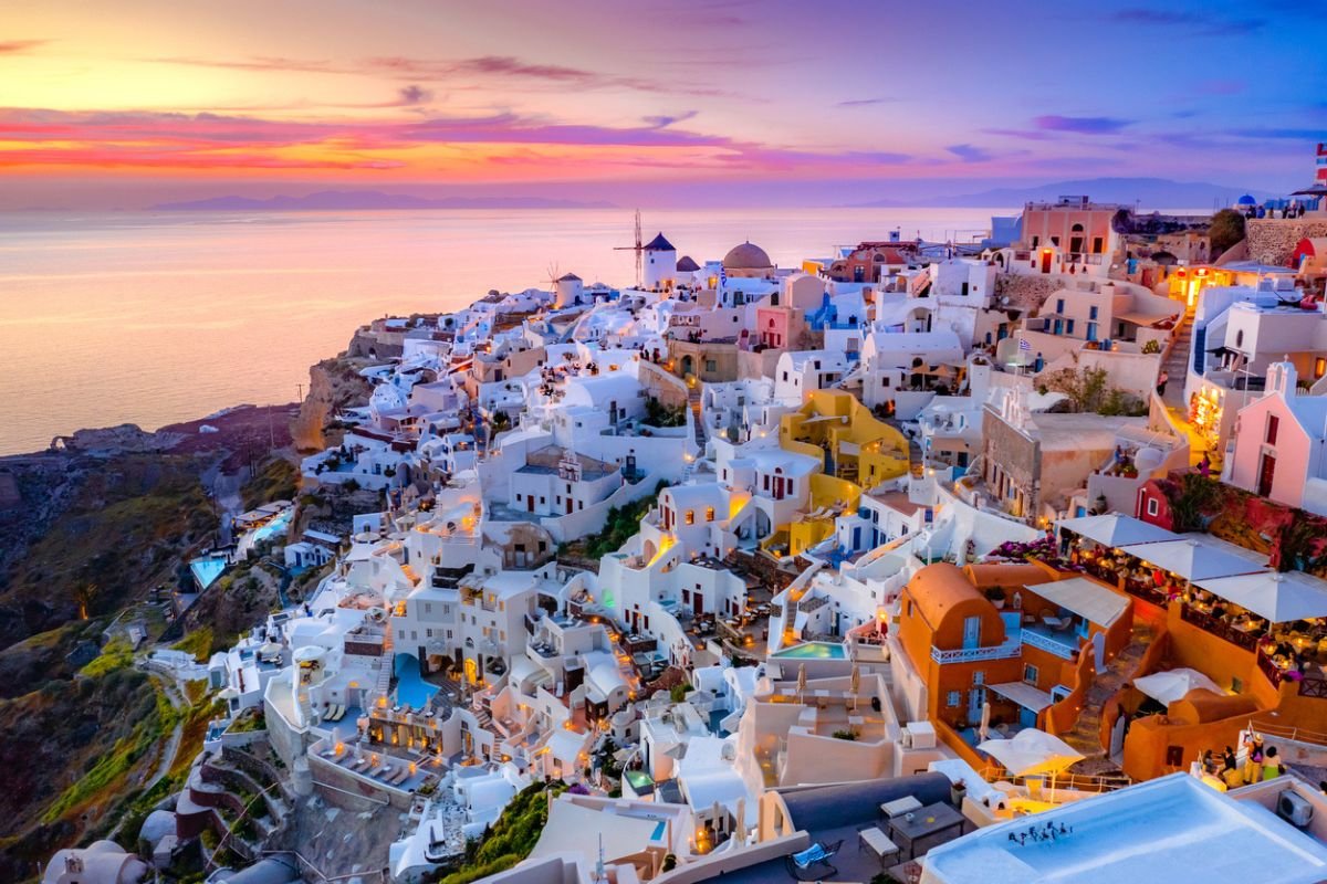 Santorini və Mikonosa səfərə hazırlaşanların NƏZƏRİNƏ