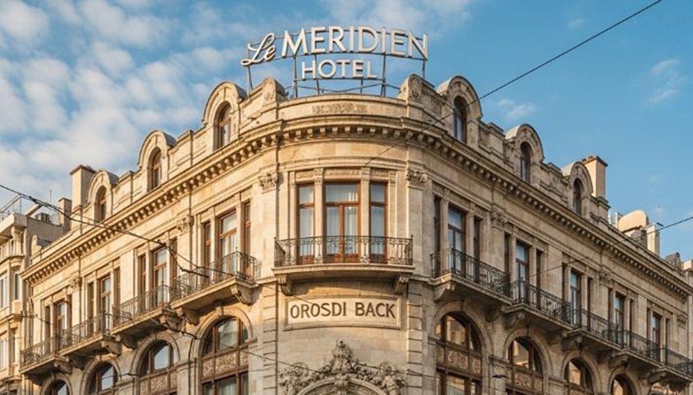İstanbulda tarixi bina lüks hotelə çevrilir
