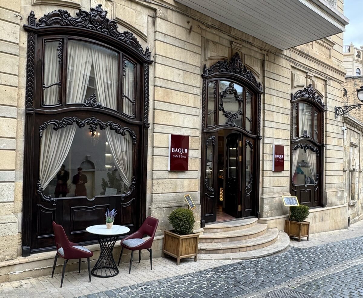 İçərişəhərdə yeni turizm məkanı: “Baqur Restaurant & Bazaar” – Azərbaycan mətbəxi və milli ab-havanın vəhdəti İçərişəhərdə yeni turizm məkanı: “Baqur Restaurant & Bazaar” – Azərbaycan mətbəxi və milli ab-havanın vəhdəti