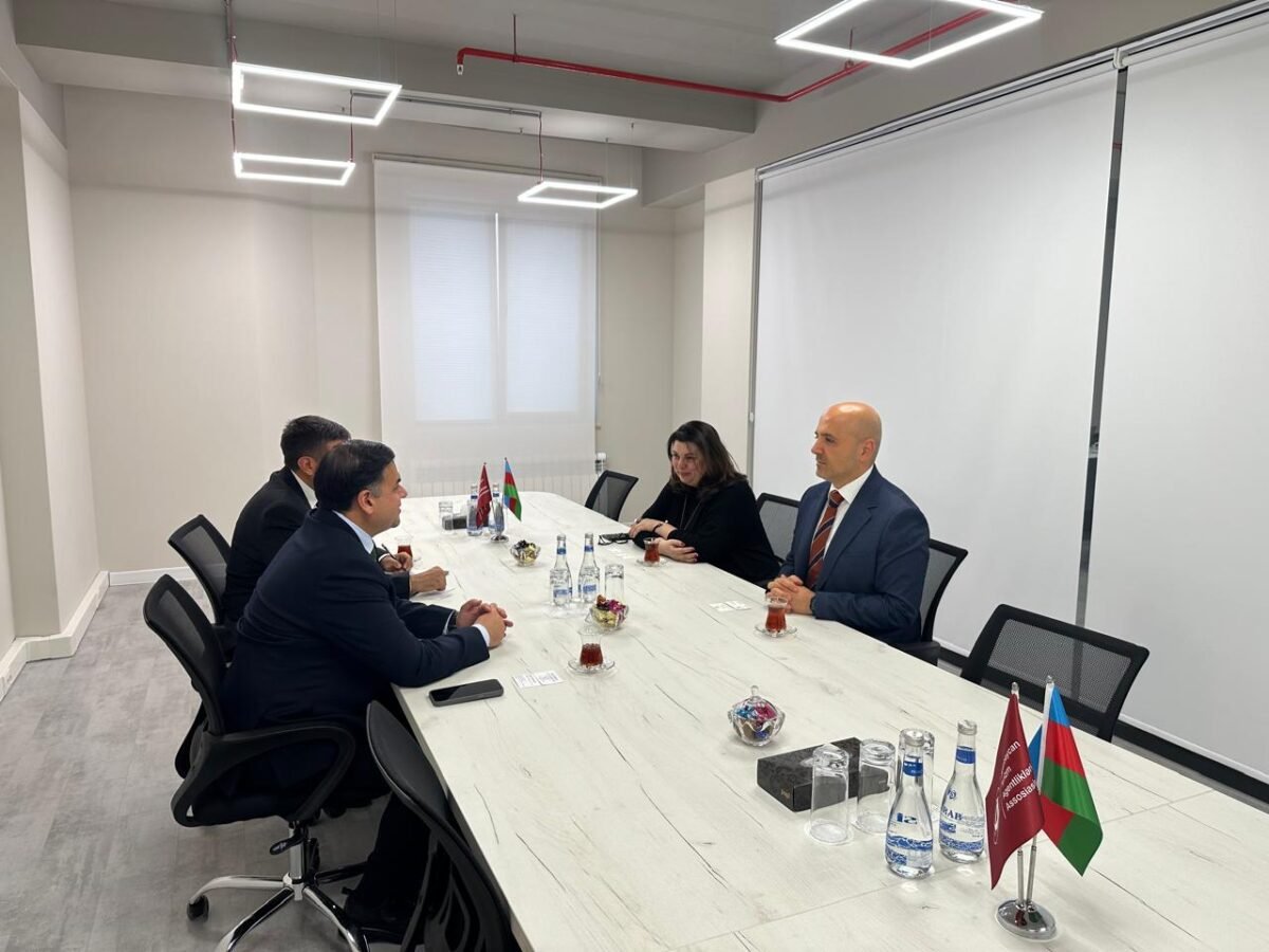 İordanıyanın turizm təşkilatları ilə əməkdaşlıq əlaqələrinin inkişafı perspektivləri müzakirə olunub