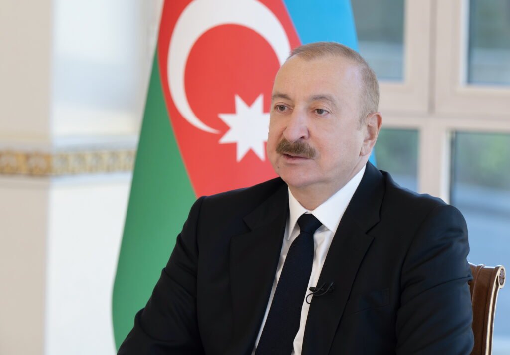 PREZİDENT İLHAM ƏLİYEV: Planlarımızda Heydər Əliyev Beynəlxalq Aeroportunda yeni terminalın tikintisi də var