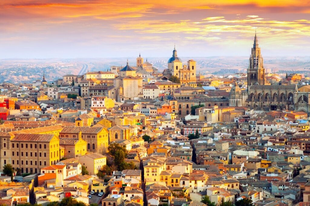 2025-də İspaniya 96 milyon turistdən 134 milyard avro əldə edib