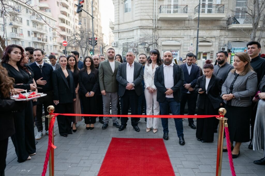 “SAVTOUR” Turizm Şirkəti 10 illik yubileyini və yeni ofisinin açılışını qeyd edib – FOTOLAR