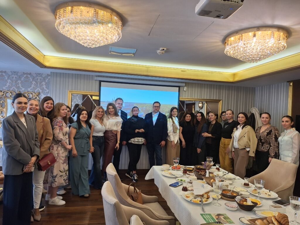 “Alean Company”nin təşkilatçılığı ilə top agentlər üçün biznes səhər yeməyi keçirilib