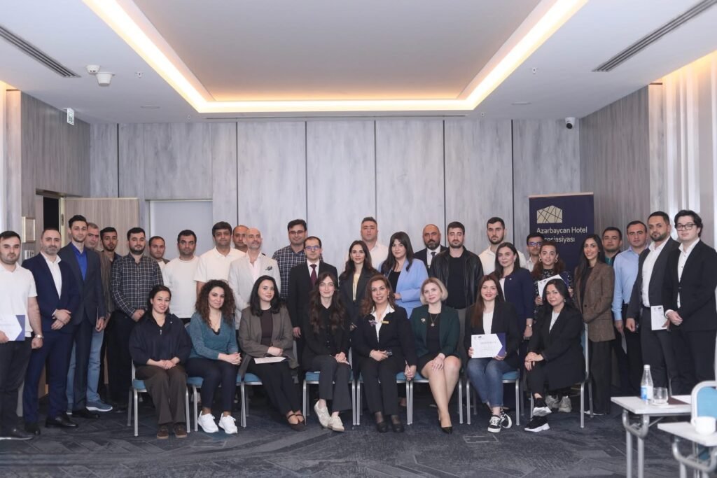 WUF13 öncəsi Bakıda hotellər üçün xüsusi hazırlıq proqramı təşkil olunub – FOTOLAR