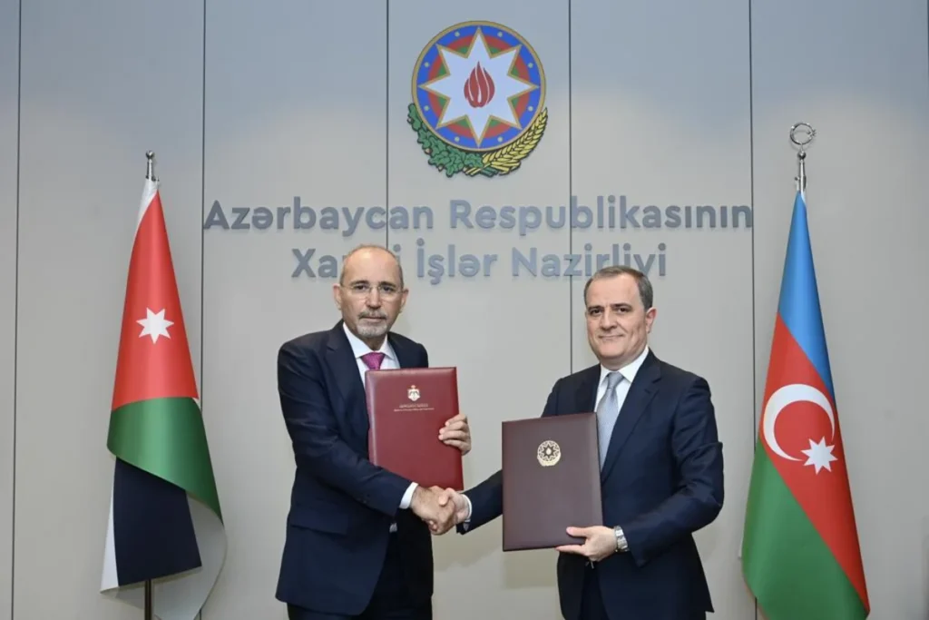 SON DƏQİQƏ: Azərbaycan bu ölkə ilə qarşılıqlı viza rejimini LƏĞV ETDİ